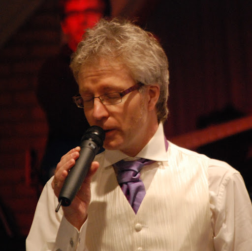 Jonathan Floyd Photo 10