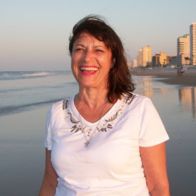 Gail Small Photo 6