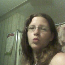 April Burns Photo 39