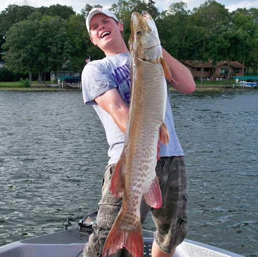 Dylan Miller Photo 15
