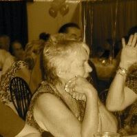 Linda Helms Photo 16