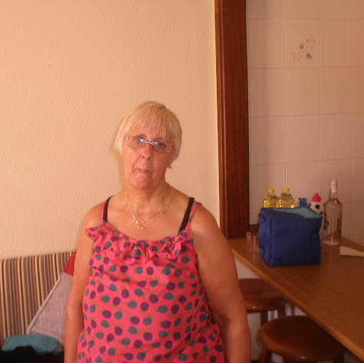 Joan Gordon Photo 23