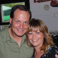 Julie Sumner Photo 23
