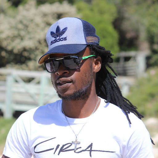 Lloyd Charles Photo 6