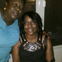 Maxine Walker Photo 30