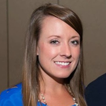 Jennifer Roberts Photo 18