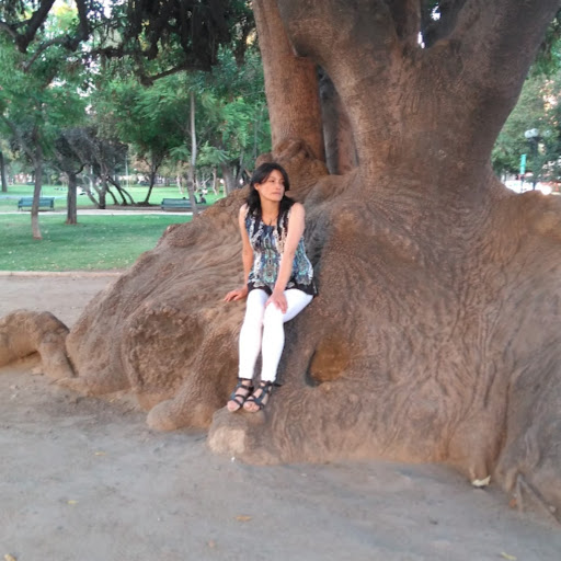 Catherine Murcia Photo 13