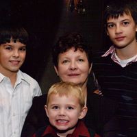 Debra Caudill Photo 10