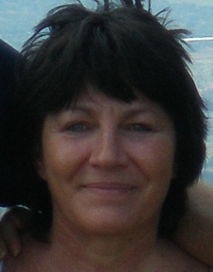 Maureen Robinson Photo 18