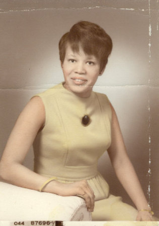 Diana Williams Photo 19