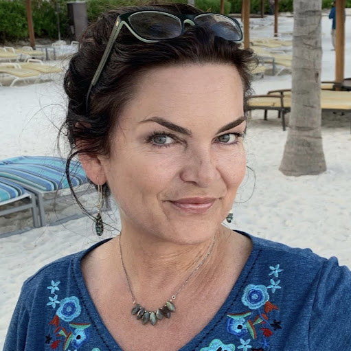 Toni Phillips Photo 10