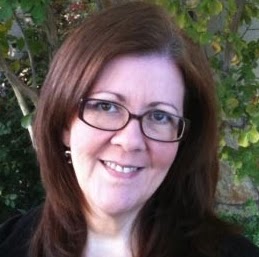 Lisa Walker Photo 23