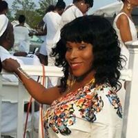 Gina Clarke Photo 11