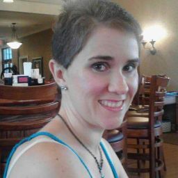 Jennifer Kinsey Photo 11