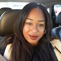 Essence Robinson Photo 27
