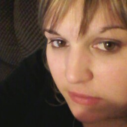 Alicia Lambert Photo 6