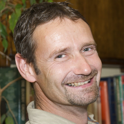 Simon Johnson Photo 22