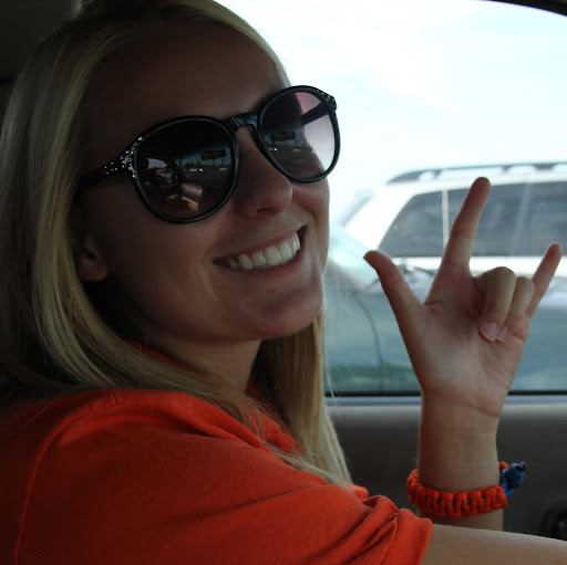Heather Dudley Photo 12