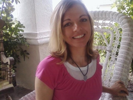 Nicole Shaw Photo 9