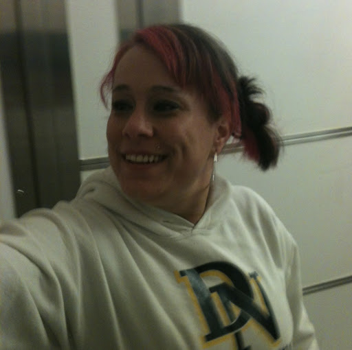 Amanda Graham Photo 30