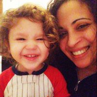 Eileen Reyes Photo 19
