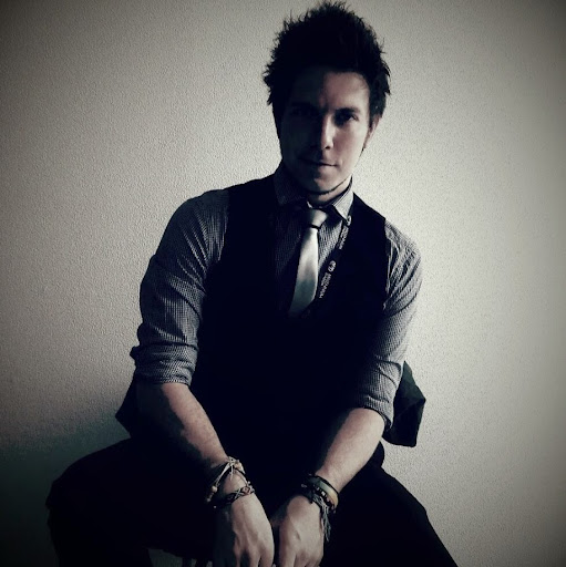 Christopher O'Connell Photo 27
