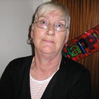 Valerie Baxter Photo 7