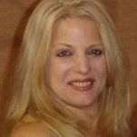Carolyn Douglas Photo 8