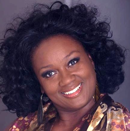 Candace Nichols Photo 31