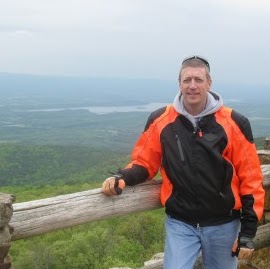 Robert Gwaltney Photo 26