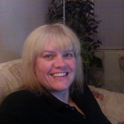 Tracey Winter Photo 7