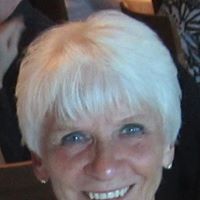 Barbara Lovett Photo 32