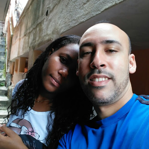 Jean Santos Photo 29