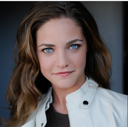 Emily Gardner Photo 36