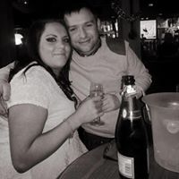 Kate Adams Photo 20