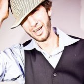 Ryan Knowles Photo 8