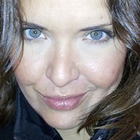 Michelle Martinson Photo 23
