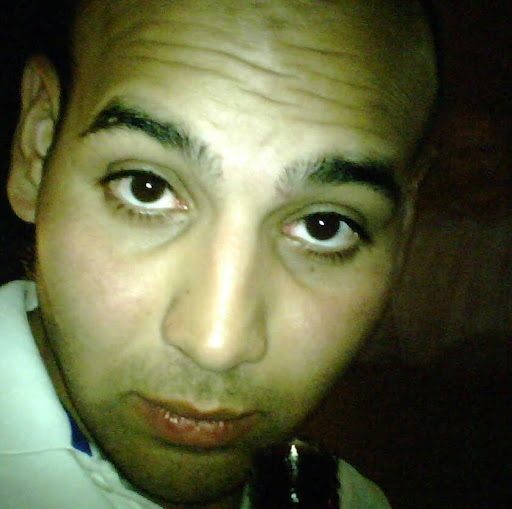 Carlos Fierro Photo 42