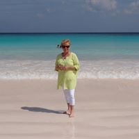 Roberta Reis Photo 14