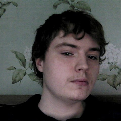 Joseph Wiseman Photo 13
