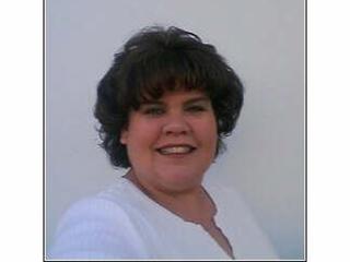 Julie Stewart Photo 26