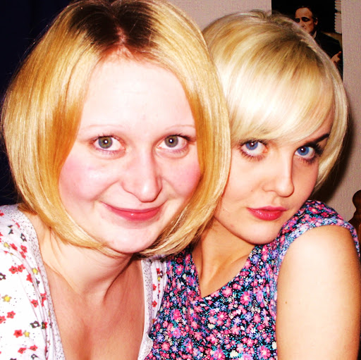 Daisy Hall Photo 15