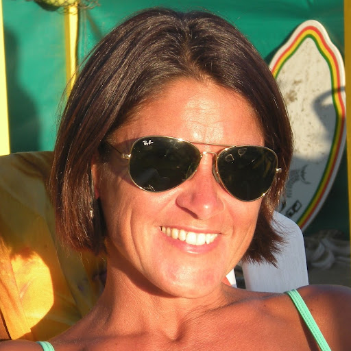 Claudia Ulloa Photo 46