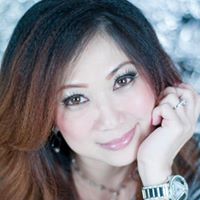 Christine Lee Photo 37