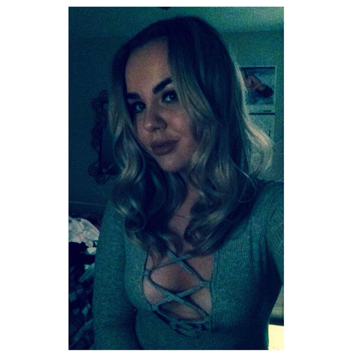 Aimee Lucas Photo 31