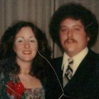 Maureen Reynolds Photo 33