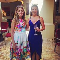 Holly Rhoades Photo 16
