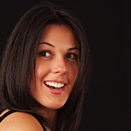 Manuela Fernandes Photo 7