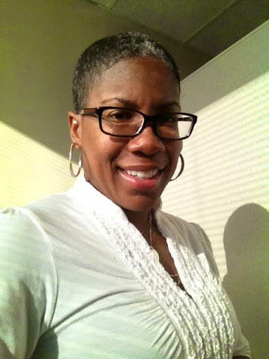 Angela Mayes Photo 14