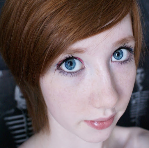 Alice Gould Photo 34